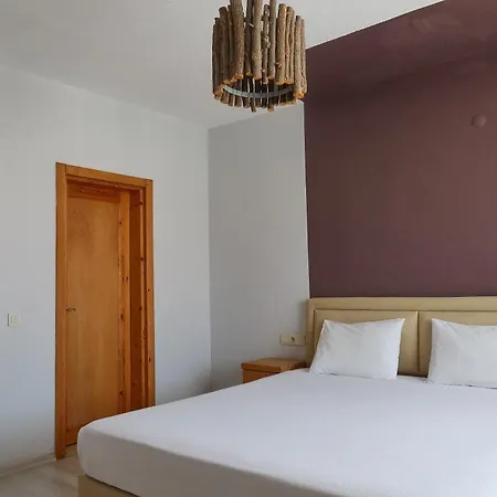 Zephyros Hotel