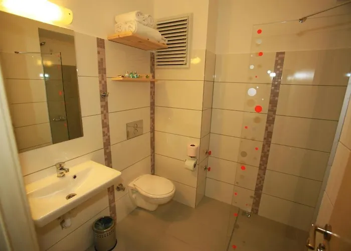 Szálloda Zephyros 3*