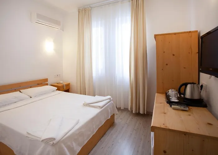 Szálloda Zephyros 3*