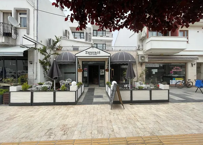 Szálloda Zephyros 3*